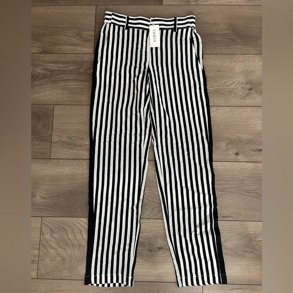 IMRIE Pants - NWT IMRIE Black and White Striped Pants 100% Silk Size XS